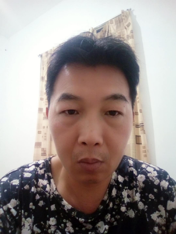 繁华哀伤的第一张照片--屏南相亲网