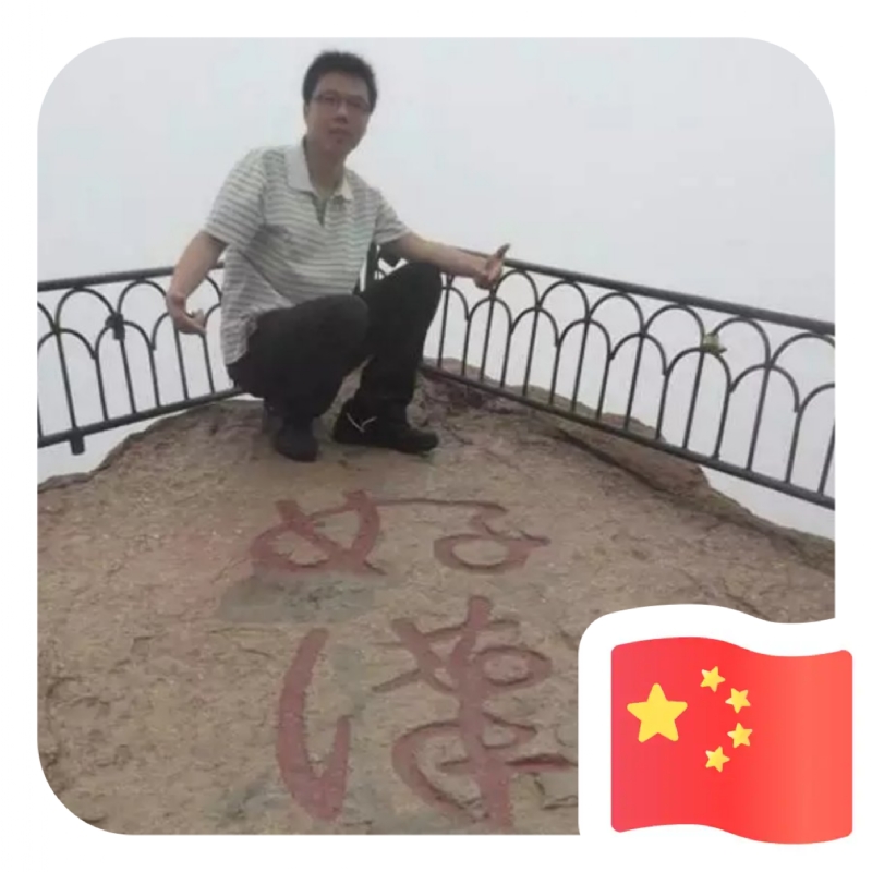 一只小虎牙的第一张照片--屏南相亲网
