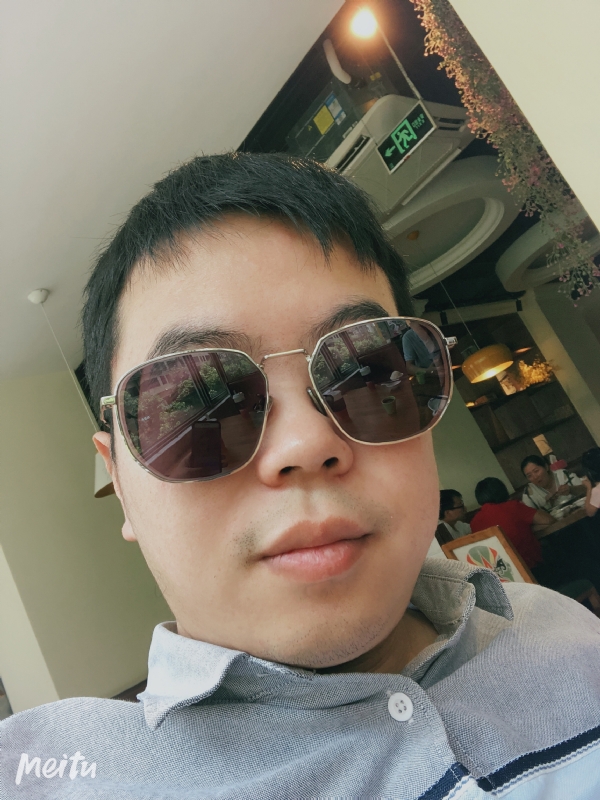 月台等路人的第一张照片--屏南相亲网