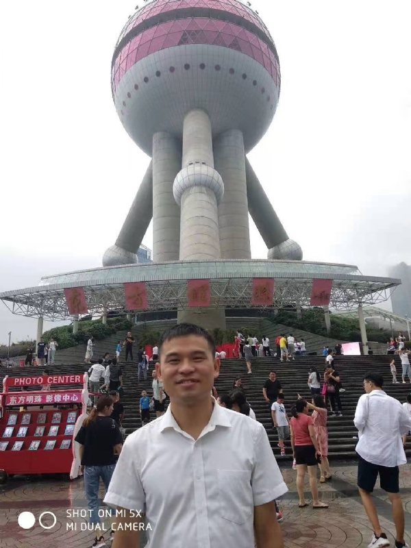 小猫吃老鼠的第一张照片--屏南相亲网