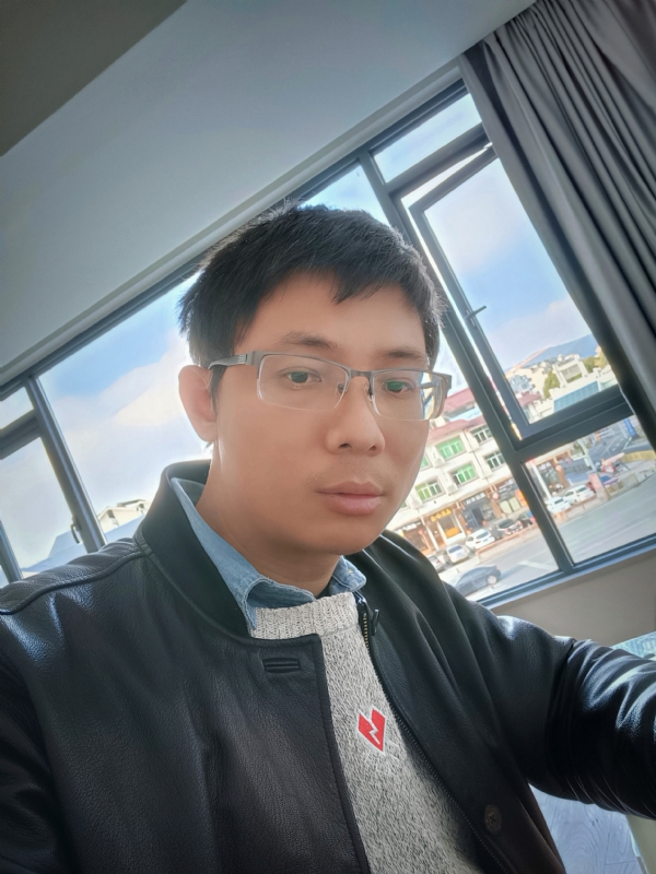也许只是缺少一个拥抱的第二张照片--屏南相亲网