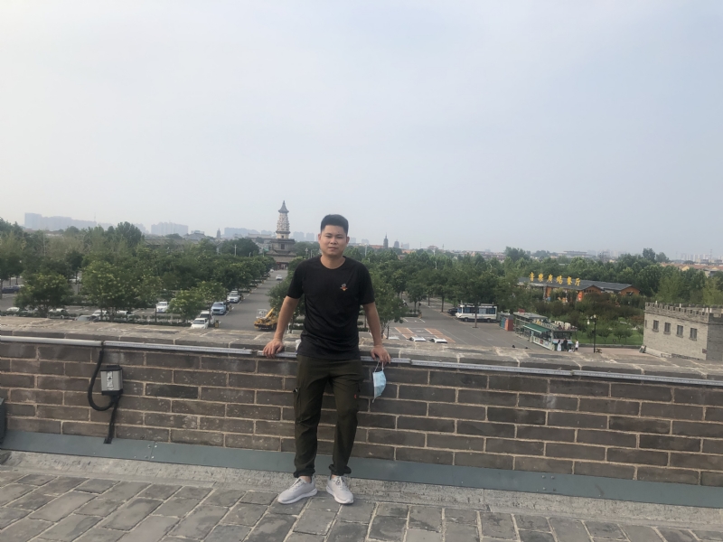 123.向左向右的第一张照片--屏南相亲网